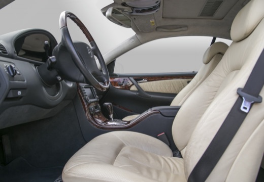 Slide 6 - C215 (1999-2006) coupe CL Mercedes-Benz