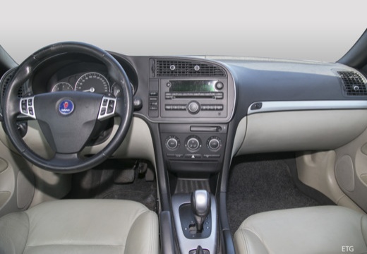 Slide 4 - undefined kombi 9-3X Saab